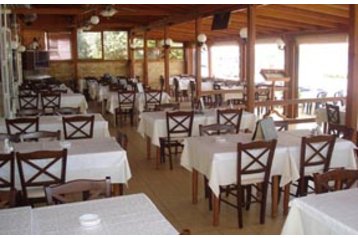 Grèce Hotel Agia Triada, Extérieur